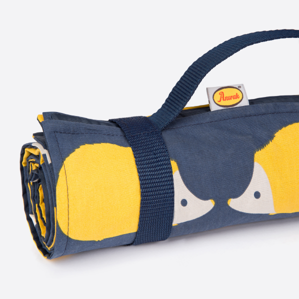 [Ƴ]Anorak Kissing Hedgehogs Picnic Blanket ũ Ŷ