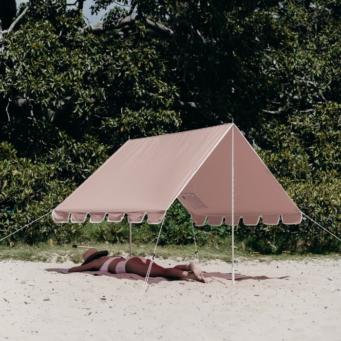 []Basil Bangs Beach Tent - Nudie_BTS-21-0415