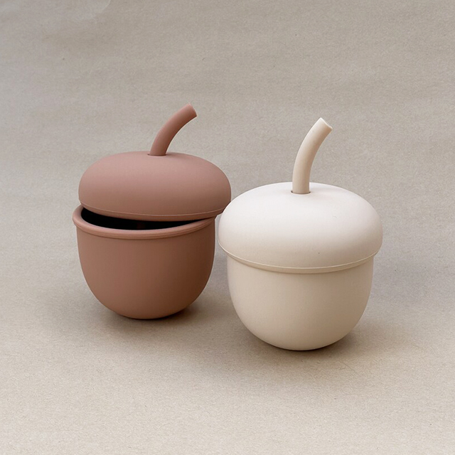 [urvs]丮 Acorn straw cup