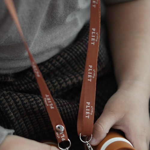 [Ʃ ø]STUDIO PLIET CROSS STRAP Ʃ ǿƼ ũν Ʈ