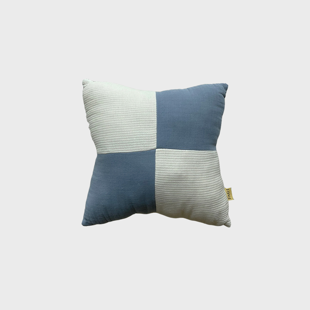 [ġ]̴  ġũ  - Mini Cushion Patchwork Blue