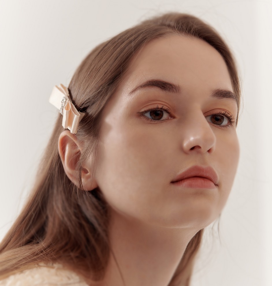 [κ]Ribbon pin (cream)