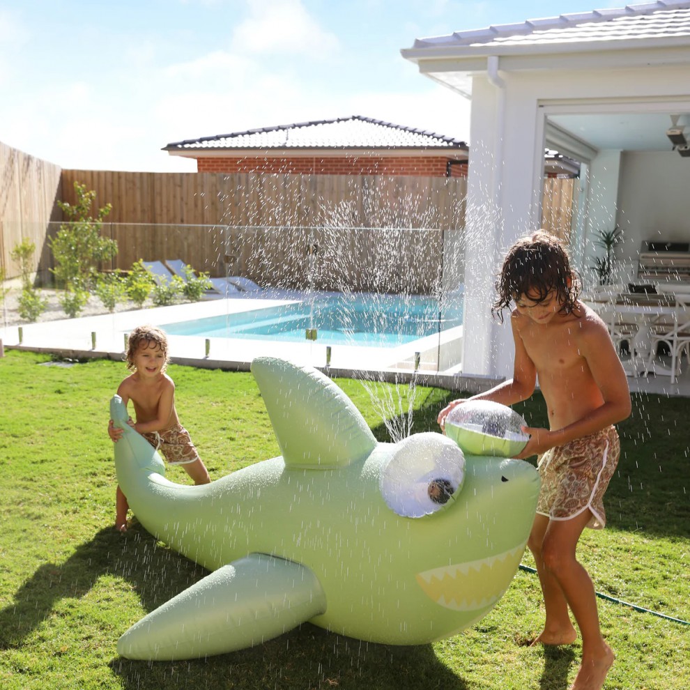 [϶]Inflatable Giant Sprinkler Shark Tribe Khaki -S3PSPGST