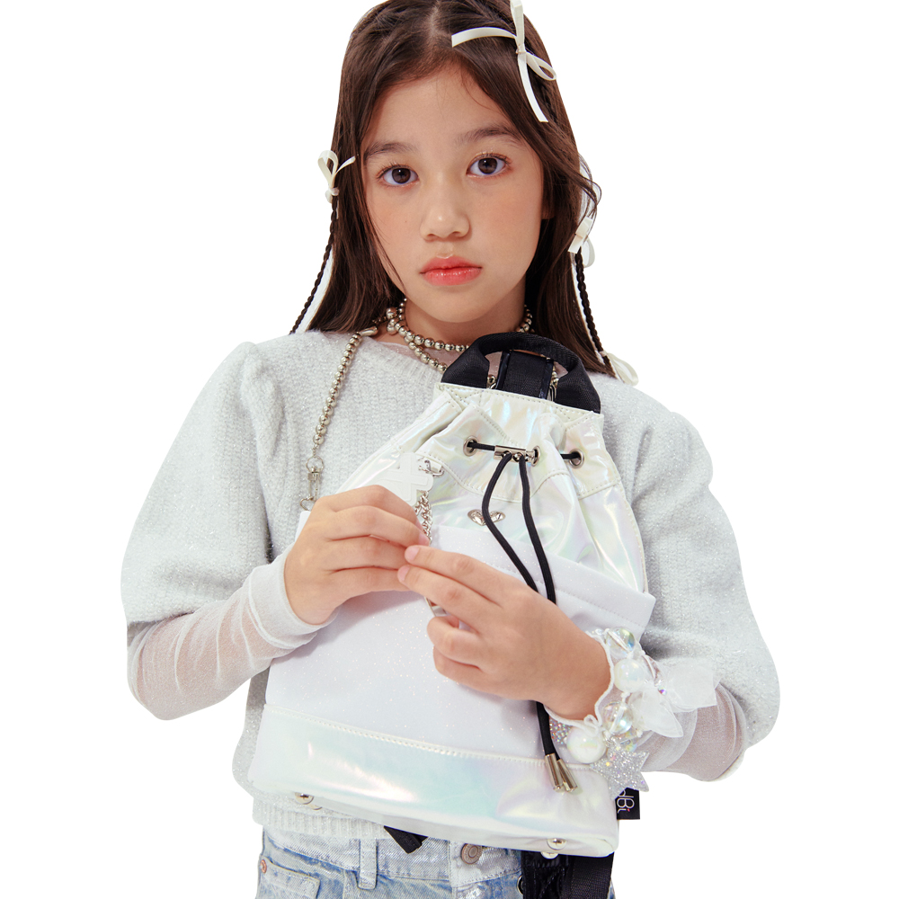    Ʈ  ȭƮ White B my Heart Sling Bag oddBi