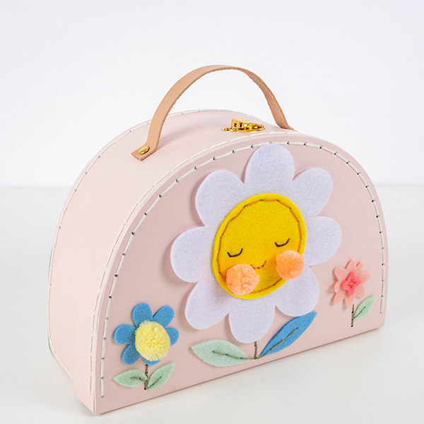 [메리메리] Flower Embroidery Suitcase Kit 수트케이스-ME222084