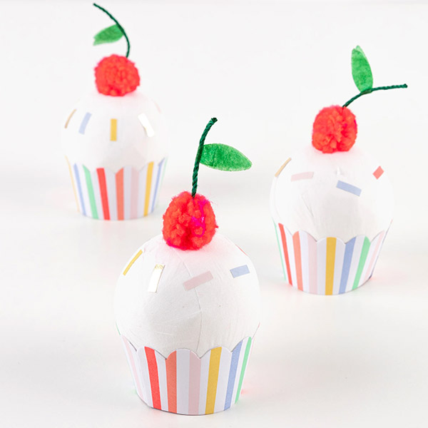 23[޸޸]Cupcake Surprise Balls (x 3)_-ME215587